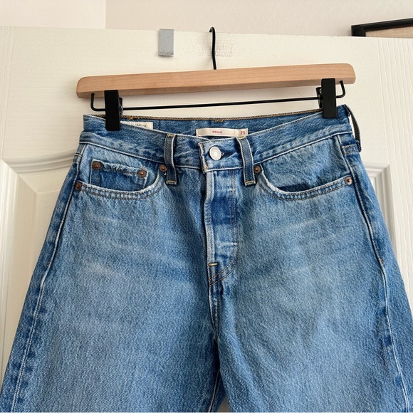 Levi’s 501 Wedgie Jeans. Size: 25. Excellent condition 💙 - Picture 6 of 13